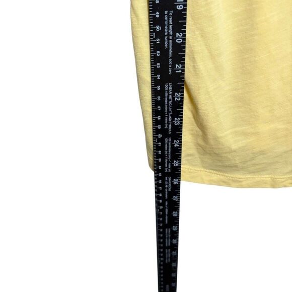Social Standard T-Shirt Women's Large Yellow Round Neck Short Sleeve Solid - Picture 5 of 8